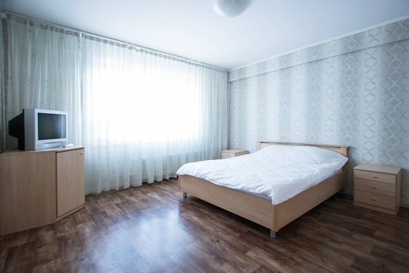
  Сдам посуточно в аренду 2-комнатную квартиру, 57 м², Красноярск

. Фото 4.