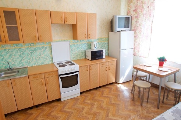 
  Сдам посуточно в аренду 1-комнатную квартиру, 50 м², Красноярск

. Фото 6.