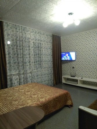 
  Сдам посуточно в аренду 2-комнатную квартиру, 42 м², Красноярск

. Фото 4.