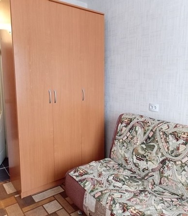 
  Сдам в аренду 1-комнатную квартиру, 18 м², Красноярск

. Фото 1.
