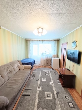 
   Продам 3-комнатную, 48.5 м², Свердловская ул, 19а

. Фото 4.