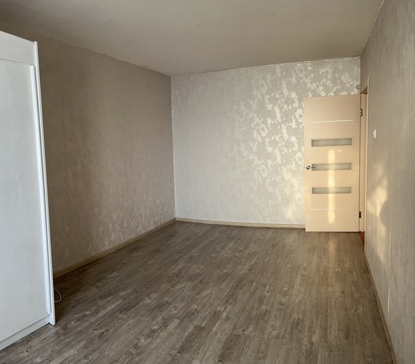 
   Продам 2-комнатную, 45.1 м², Ульяновский пр-кт, 4

. Фото 2.