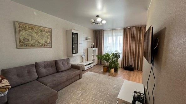 
   Продам 3-комнатную, 105 м², Елены Стасовой ул, 38г

. Фото 2.