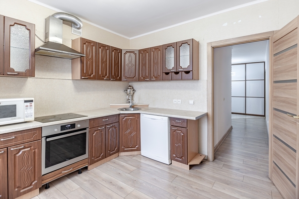 
   Продам 2-комнатную, 61.5 м², Светлогорская ул, 35А

. Фото 14.