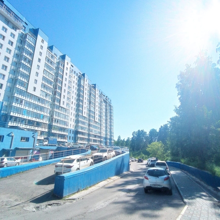 
   Продам 2-комнатную, 56.6 м², Киренского ул, 2и

. Фото 9.