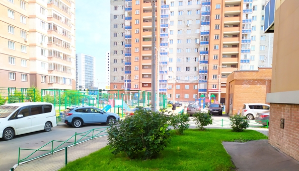 
   Продам 2-комнатную, 56 м², Судостроительная ул, 25а

. Фото 21.