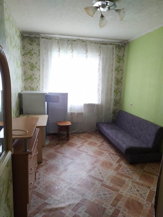 
   Продам секционку, 12 м², Железнодорожников ул, 9

. Фото 1.