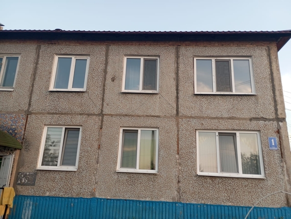 
   Продам 3-комнатную, 55.5 м², Молодежная ул, 1

. Фото 2.