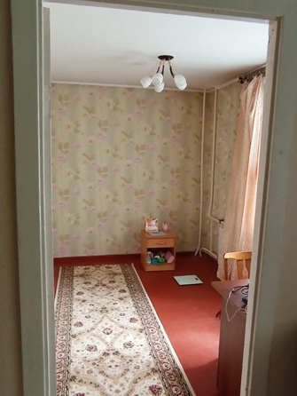 
   Продам 4-комнатную, 61.8 м², Калинина ул, 3

. Фото 2.