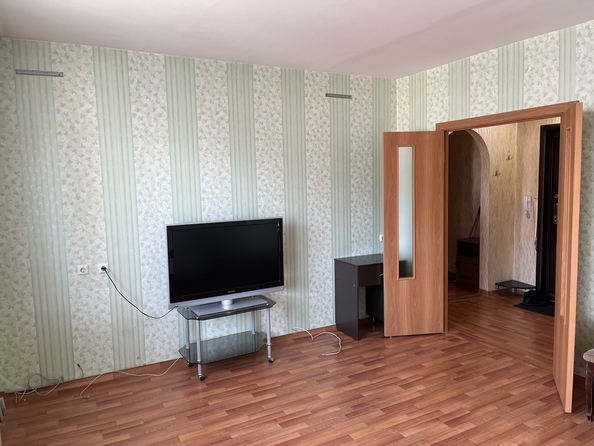 
  Сдам в аренду 1-комнатную квартиру, 42 м², Красноярск

. Фото 9.