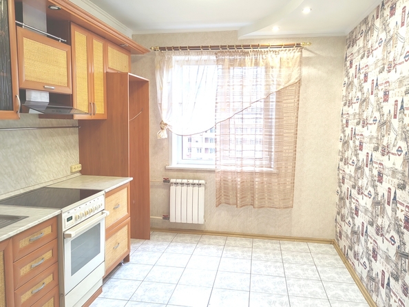 
   Продам 3-комнатную, 68 м², Краснодарская ул, 39

. Фото 1.