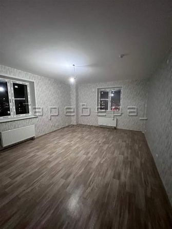 
   Продам 1-комнатную, 45.9 м², Караульная ул, 39а

. Фото 1.