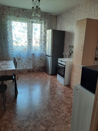 
  Сдам в аренду 2-комнатную квартиру, 63 м², Красноярск

. Фото 1.