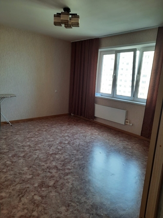 
  Сдам в аренду 2-комнатную квартиру, 63 м², Красноярск

. Фото 6.