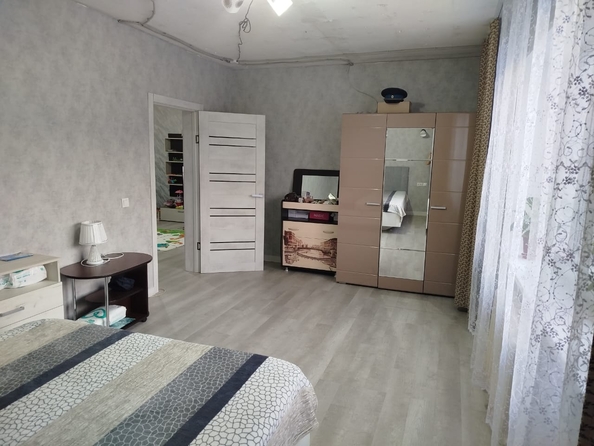 
   Продам 5-комнатную, 129.7 м², Майская ул, 6

. Фото 5.