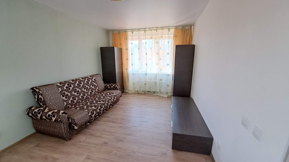 
  Сдам в аренду 2-комнатную квартиру, 38 м², Красноярск

. Фото 2.