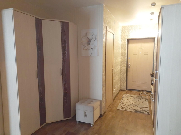 
   Продам 2-комнатную, 57.2 м², Калинина ул, 183

. Фото 10.