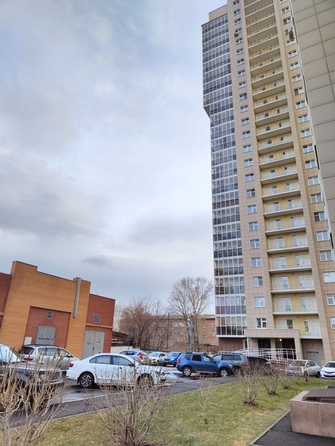 
  Сдам в аренду 1-комнатную квартиру, 42 м², Красноярск

. Фото 2.