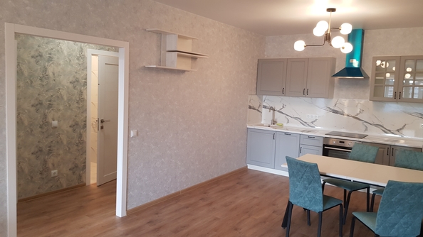 
  Сдам в аренду 2-комнатную квартиру, 75 м², Красноярск

. Фото 8.