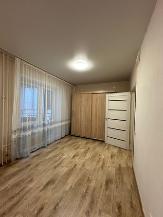 
  Сдам в аренду студию, 49 м², Красноярск

. Фото 3.