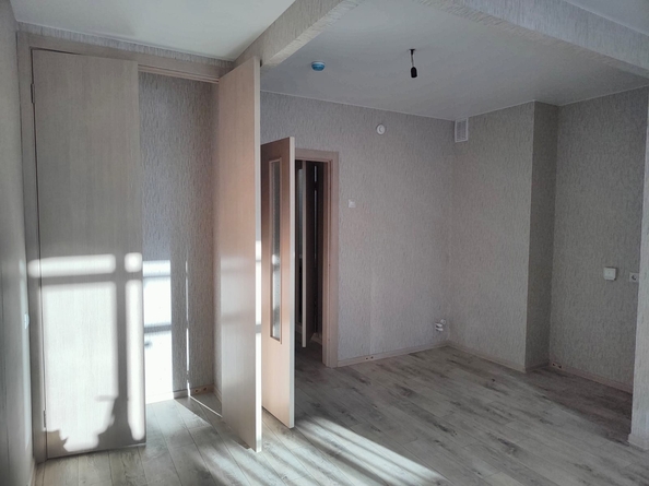 
  Сдам в аренду 1-комнатную квартиру, 32 м², Красноярск

. Фото 13.