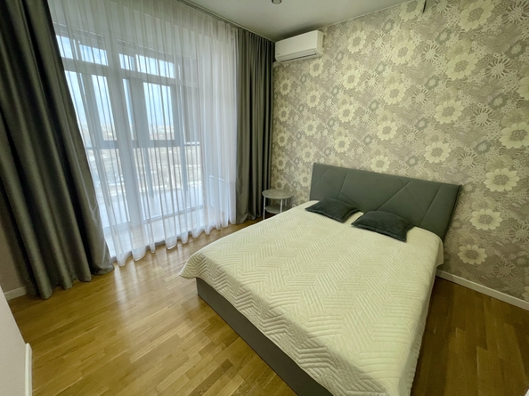 
  Сдается посуточно 2-комн. квартира, 46 м², Авиаторов ул, д. 21
. Фото 11.