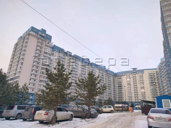 
   Продам 1-комнатную, 33.6 м², Киренского ул, 2и

. Фото 1.