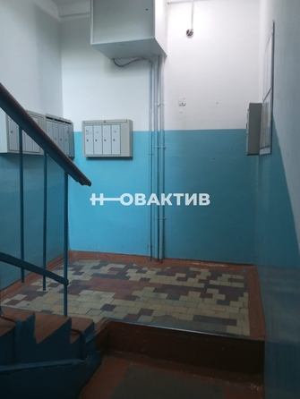 
   Продам 1-комнатную, 28.9 м², Арбузова ул, 104

. Фото 11.