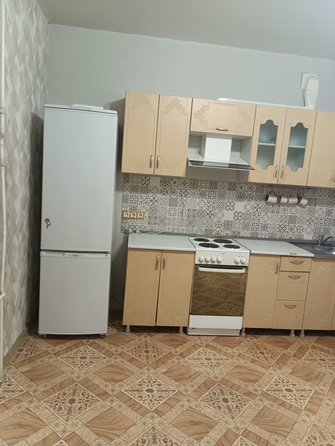 
   Продам 1-комнатную, 40 м², Толстого ул, 19

. Фото 10.