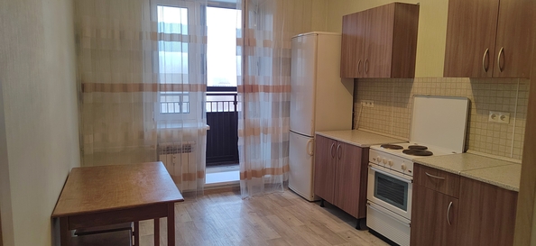 
  Сдам в аренду 1-комнатную квартиру, 42 м², Красноярск

. Фото 4.