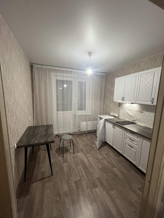 
  Сдам в аренду 2-комнатную квартиру, 57.1 м², Красноярск

. Фото 3.