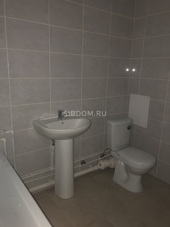 
   Продам 2-комнатную, 61 м², Мичурино, дом 2 строение 5

. Фото 4.