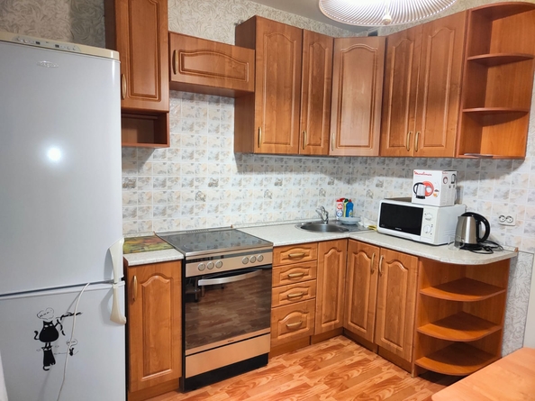 
  Сдам в аренду 1-комнатную квартиру, 36 м², Красноярск

. Фото 4.