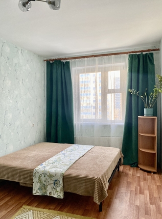 
   Продам 1-комнатную, 44 м², Карамзина ул, 28

. Фото 1.