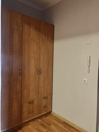 
   Продам 1-комнатную, 44 м², Карамзина ул, 28

. Фото 7.