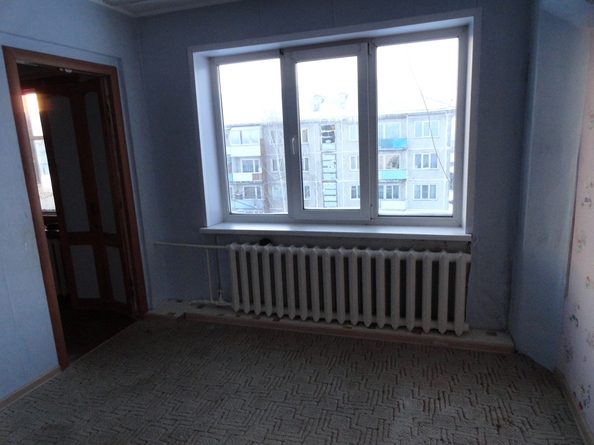 
   Продам 3-комнатную, 49.7 м², Ленина ул, 8

. Фото 2.