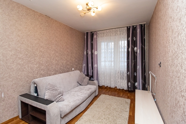 
   Продам 1-комнатную, 33 м², Карамзина ул, 30

. Фото 9.