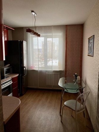 
  Сдам в аренду 2-комнатную квартиру, 54 м², Красноярск

. Фото 2.