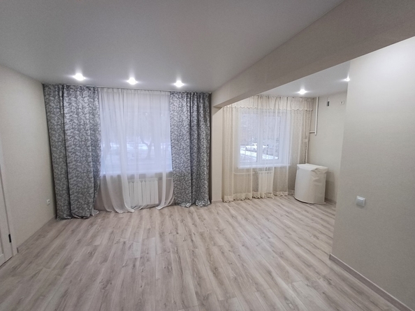 
   Продам 2-комнатную, 45 м², Свердловская ул, 31а

. Фото 12.