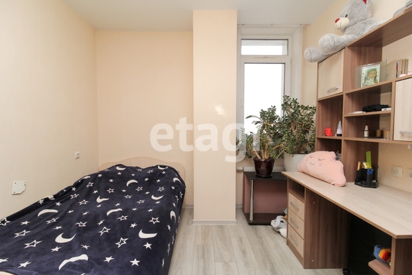 
   Продам 3-комнатную, 74 м², Авиаторов ул, 45

. Фото 9.