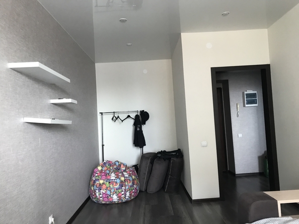 
   Продам 1-комнатную, 33 м², Карамзина ул, 20

. Фото 2.