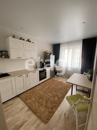 
   Продам 3-комнатную, 73.4 м², Кедровая ул, 13а

. Фото 1.