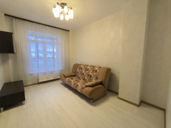 
  Сдам 1-комн. квартиру, 35.7 м², Хабаровская 1-я ул, д. 7
. Фото 3.