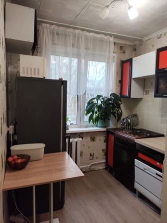 
   Продам 2-комнатную, 43.6 м², 60 лет Октября ул, 102

. Фото 9.