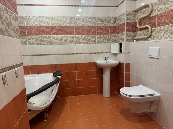 
   Продам 4-комнатную, 100.5 м², Семафорная ул, 439/5

. Фото 14.