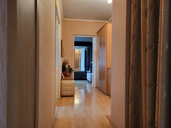 
   Продам 2-комнатную, 51.6 м², Воронова ул, 12д

. Фото 2.