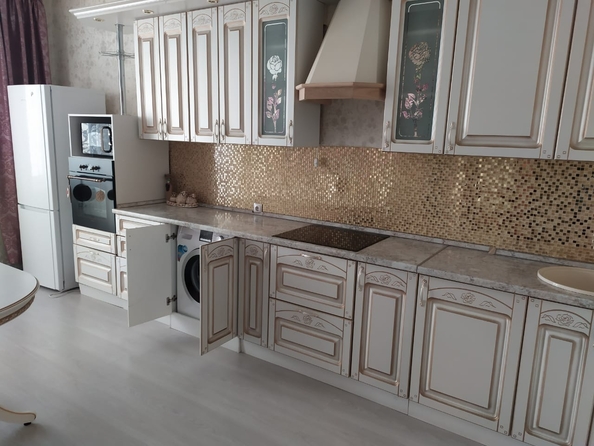 
  Сдам в аренду 1-комнатную квартиру, 65 м², Красноярск

. Фото 1.