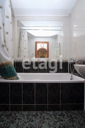 
   Продам 3-комнатную, 79.8 м², Водопьянова ул, 2

. Фото 21.