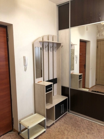 
  Сдам в аренду 1-комнатную квартиру, 35 м², Красноярск

. Фото 3.
