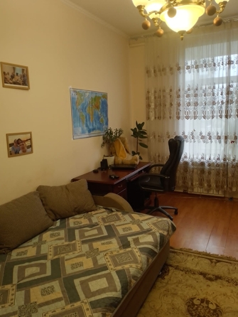 
   Продам 2-комнатную, 63.8 м², Малиновского ул, 30

. Фото 14.